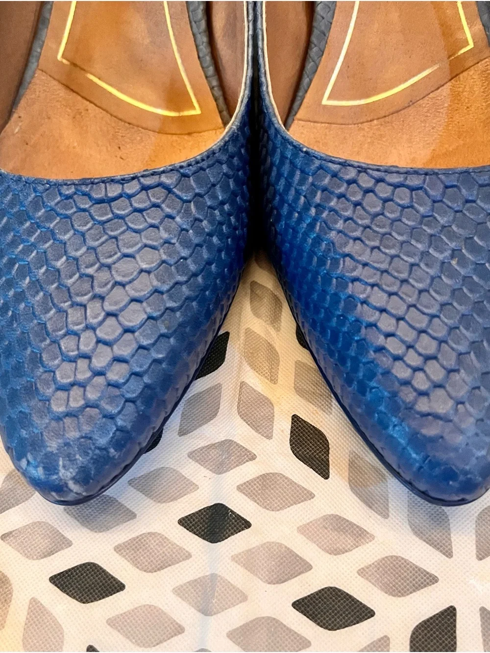 VIONIC - Classic Blue - Mid-Heel Pumps - Women